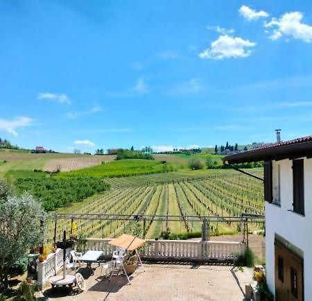 Cascina Cantaret Agriturismo Apartment Agliano Terme Exterior photo